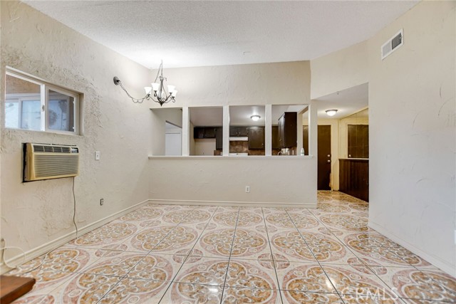 Detail Gallery Image 11 of 32 For 3638 Candlewood St, Corona,  CA 92879 - 4 Beds | 2 Baths