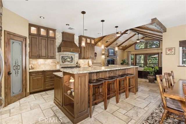 Image 7 of 39 For 1036 Venus Way