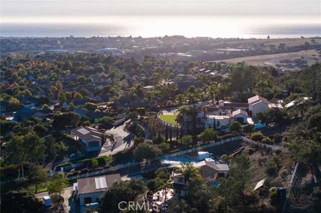 515 Windermere Lane, Arroyo Grande CA: https://media.crmls.org/medias/db2e1d28-2178-48e4-8350-b2fc949d5db7.jpg