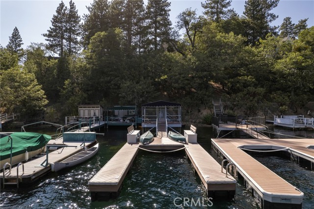 Detail Gallery Image 40 of 44 For 28819 North Shore Rd, Lake Arrowhead,  CA 92352 - 6 Beds | 6 Baths