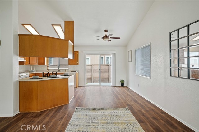 Image 5 of 26 For 19853 Cottonwood Drive