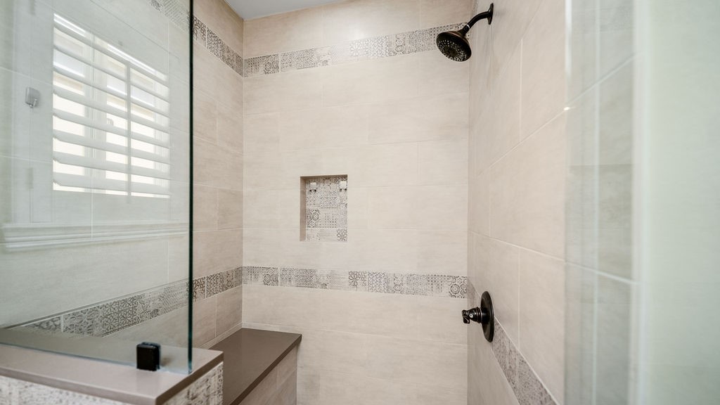 Detail Gallery Image 22 of 27 For 1739 Carlson Ln, Redondo Beach,  CA 90278 - 4 Beds | 2/1 Baths