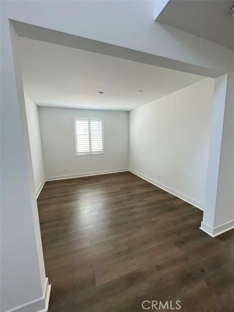 Detail Gallery Image 7 of 25 For 33075 Noir, Winchester,  CA 92596 - 5 Beds | 3/1 Baths