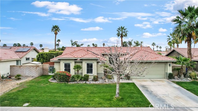 Detail Gallery Image 1 of 33 For 37790 Drexell Dr, Palm Desert,  CA 92211 - 4 Beds | 2 Baths