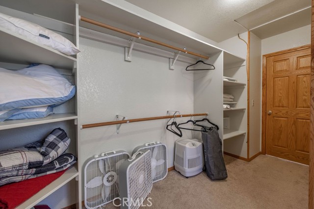 42756 Tannenbaum Platz, Big Bear Lake CA: https://media.crmls.org/medias/db2ef6f4-6203-41bc-9d4c-0080632c73e8.jpg