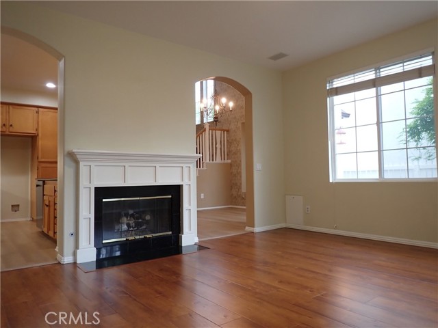 Detail Gallery Image 6 of 27 For 55 Essex, Irvine,  CA 92620 - 3 Beds | 2/1 Baths