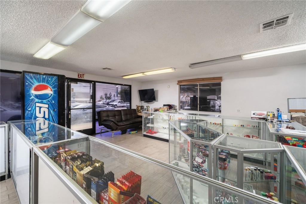 Db2Facb9 Cafb 42F9 A415 D636E425Da0E 838 W Valley Boulevard, Bloomington, Ca 92316 &Lt;Span Style='BackgroundColor:transparent;Padding:0Px;'&Gt; &Lt;Small&Gt; &Lt;I&Gt; &Lt;/I&Gt; &Lt;/Small&Gt;&Lt;/Span&Gt;