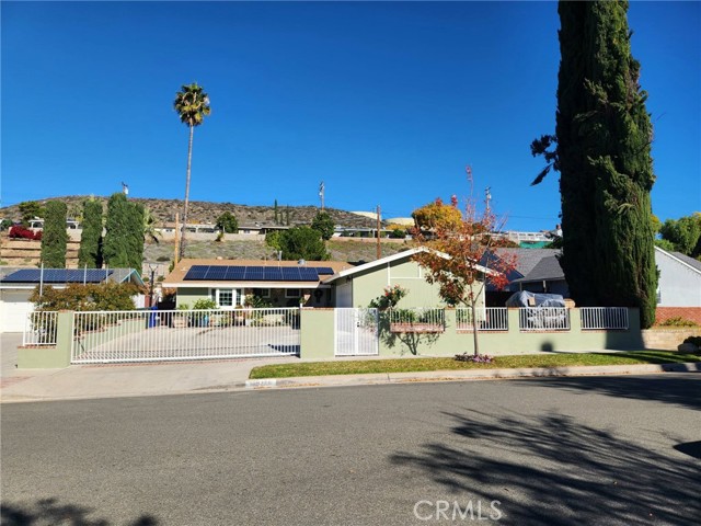 Detail Gallery Image 58 of 71 For 19755 Steinway St, Canyon Country,  CA 91351 - 3 Beds | 2 Baths