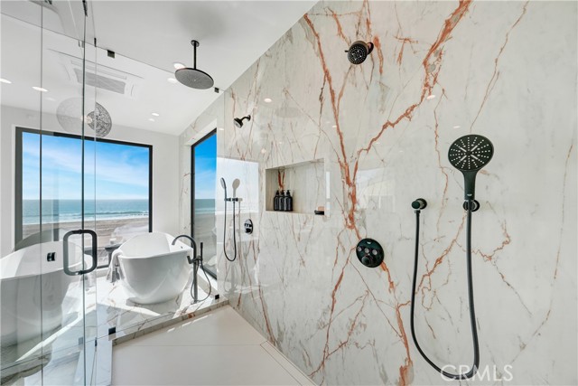 Detail Gallery Image 49 of 61 For 16351 S Pacific Ave, Sunset Beach,  CA 90742 - 6 Beds | 6/2 Baths