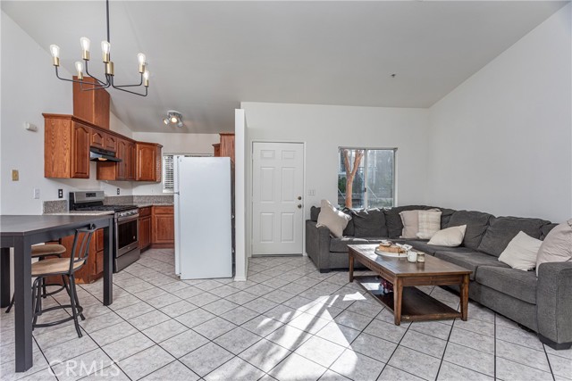 11377 Osborne Place, 8 photo 6