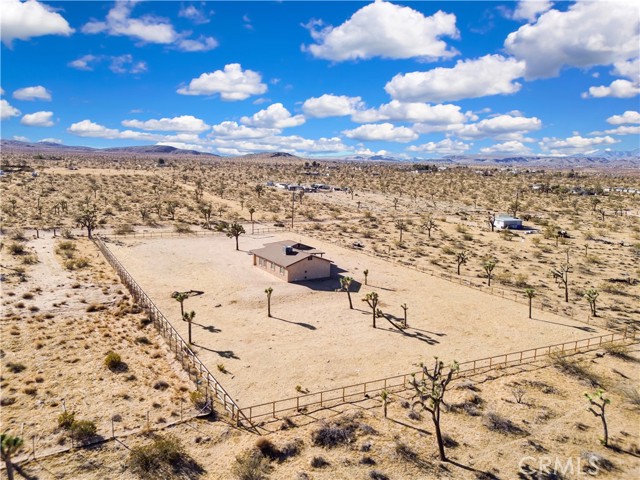 Detail Gallery Image 36 of 41 For 58752 Stearman Rd, Landers,  CA 92285 - 2 Beds | 2 Baths