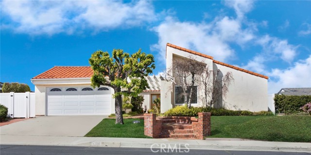 Detail Gallery Image 5 of 35 For 33411 Cockleshell Dr, Dana Point,  CA 92629 - 4 Beds | 2 Baths