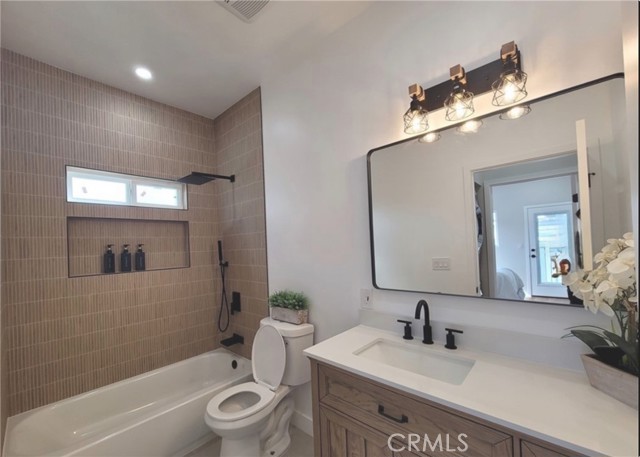 Detail Gallery Image 15 of 15 For 5414 Hillcrest, Los Angeles,  CA 90043 - 3 Beds | 2 Baths