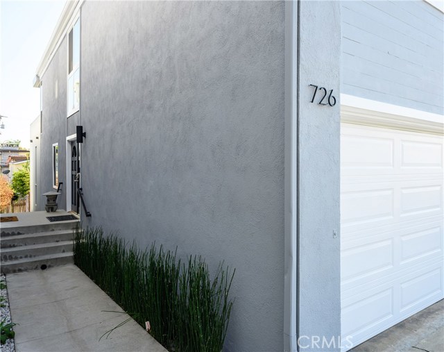 726 Longfellow Avenue, Hermosa Beach, California 90254, 3 Bedrooms Bedrooms, ,3 BathroomsBathrooms,Residential,Sold,Longfellow,SB20208365