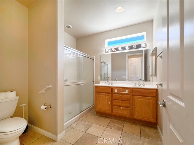 19642 Castle Harbor Court, Apple Valley CA: https://media.crmls.org/medias/db34de08-b880-445b-a621-585fd2267678.jpg