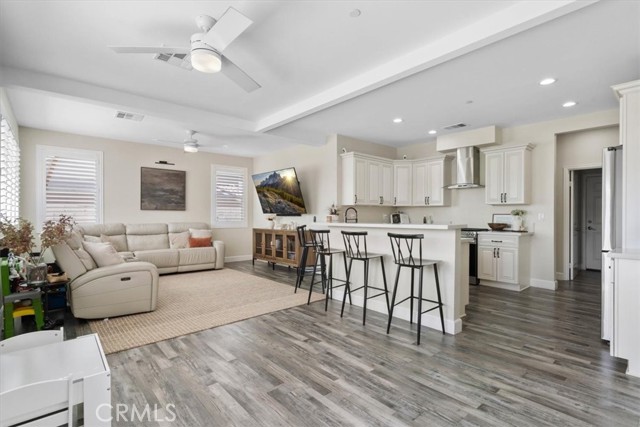 6749 Olive Avenue, San Bernardino CA: https://media.crmls.org/medias/db354292-a591-407e-9e39-f252a8d8b7cf.jpg