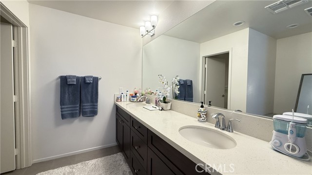 4424 Lilac Circle, Chino Hills CA: https://media.crmls.org/medias/db3553fe-d17e-4fb9-bdbb-b4ed4dd46d31.jpg