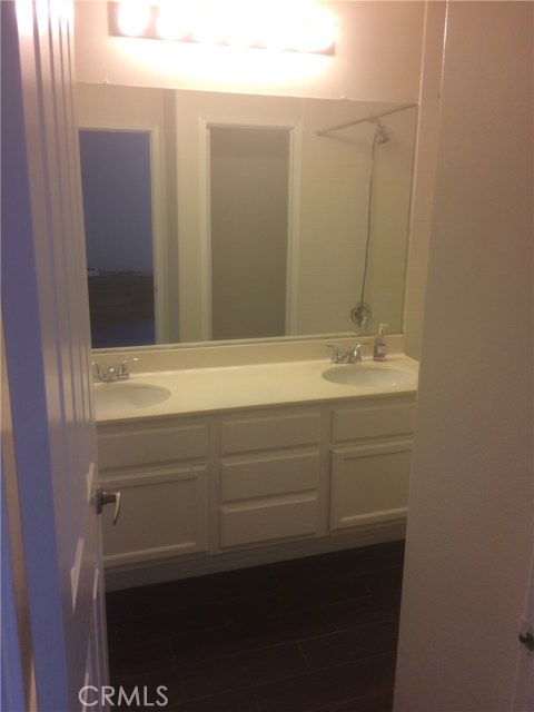 Detail Gallery Image 16 of 28 For 2091 Lake Shore Dr #B,  Chino Hills,  CA 91709 - 3 Beds | 2/1 Baths
