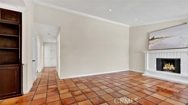 Detail Gallery Image 6 of 75 For 17452 Mayor Ln, Huntington Beach,  CA 92647 - 3 Beds | 2 Baths