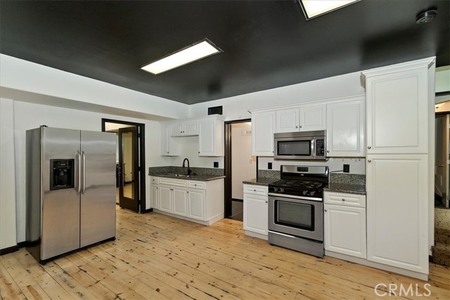 Detail Gallery Image 31 of 42 For 24048 Altdorf, Crestline,  CA 92325 - 3 Beds | 3/1 Baths