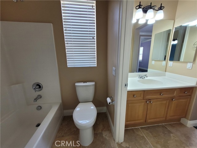 Detail Gallery Image 44 of 61 For 23 Plaza Modena, Lake Elsinore,  CA 92532 - 4 Beds | 3/1 Baths