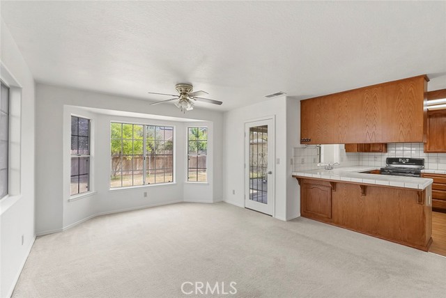 Detail Gallery Image 10 of 34 For 1011 Georgetown Ave, Turlock,  CA 95382 - 4 Beds | 2 Baths
