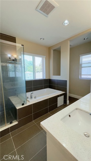 5921 Alessandro ave, Temple City CA: https://media.crmls.org/medias/db37bd63-cd65-4efc-aaaf-386184b5988c.jpg