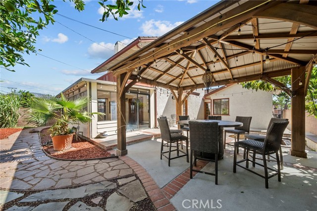 Detail Gallery Image 24 of 27 For 917 N Huntington, San Fernando,  CA 91340 - 4 Beds | 3 Baths