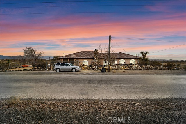 Detail Gallery Image 1 of 8 For 20501 Quarry Rd, Apple Valley,  CA 92307 - 4 Beds | 2 Baths