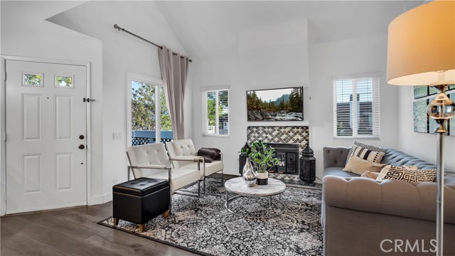 Detail Gallery Image 5 of 42 For 125 Briarglen, Irvine,  CA 92614 - 1 Beds | 1 Baths