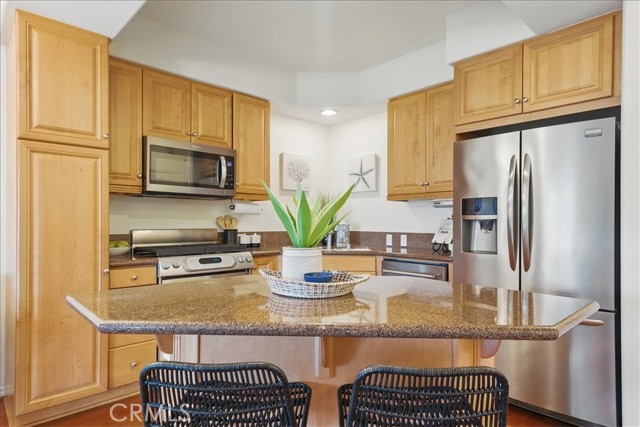 21345 Hawthorne Boulevard, Torrance CA: https://media.crmls.org/medias/db39edd1-28c2-45ec-b1a8-02369a482da9.jpg