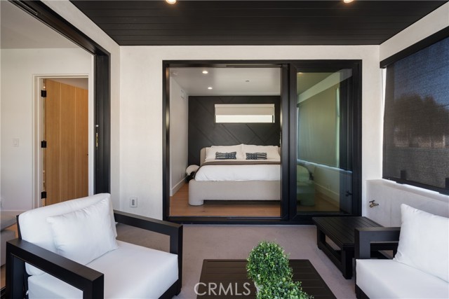 Detail Gallery Image 28 of 64 For 521 1/2 Iris Ave, Corona Del Mar,  CA 92625 - 2 Beds | 2/1 Baths