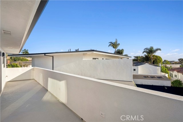 Detail Gallery Image 18 of 34 For 405 Serra Drive, Corona Del Mar,  CA 92625 - 3 Beds | 2 Baths