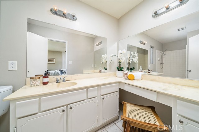 336 S Grandin Avenue, Azusa CA: https://media.crmls.org/medias/db3b7751-9870-4d07-8a77-83b1a6d2adeb.jpg