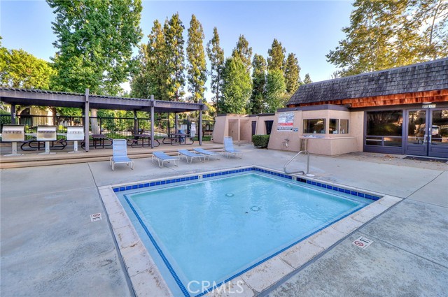 743 Smokewood Lane, San Dimas CA: https://media.crmls.org/medias/db3c2c29-5094-4733-a6e8-38bf17198fbd.jpg