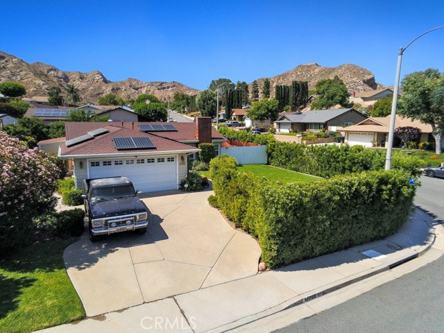 Detail Gallery Image 3 of 20 For 14705 Calla Lily Ct, Canyon Country,  CA 91387 - 3 Beds | 2 Baths