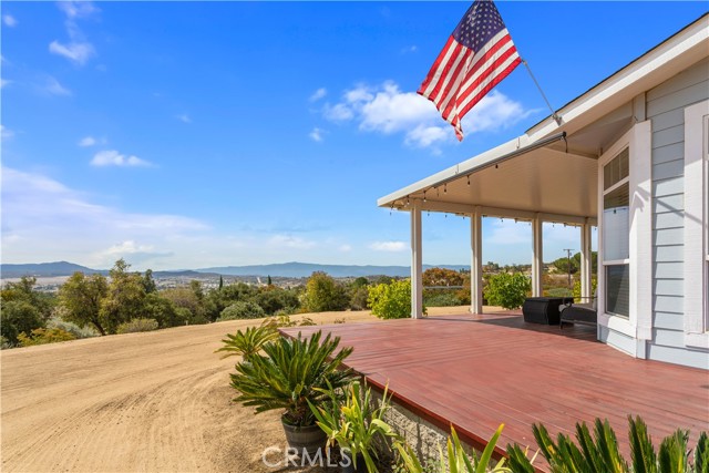 Detail Gallery Image 4 of 68 For 40135 N Caliente Rd, Aguanga,  CA 92536 - 3 Beds | 2 Baths