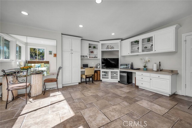 Detail Gallery Image 44 of 54 For 4548 Marloma Drive, Rolling Hills Estates,  CA 90274 - 4 Beds | 3 Baths