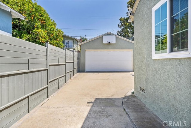 516 Paulina Avenue, Redondo Beach, California 90277, 3 Bedrooms Bedrooms, ,2 BathroomsBathrooms,Residential,Sold,Paulina,SB22114016