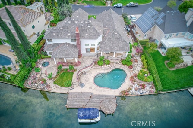 Detail Gallery Image 3 of 50 For 529 E Chesapeake Cir, Fresno,  CA 93730 - 4 Beds | 3/1 Baths