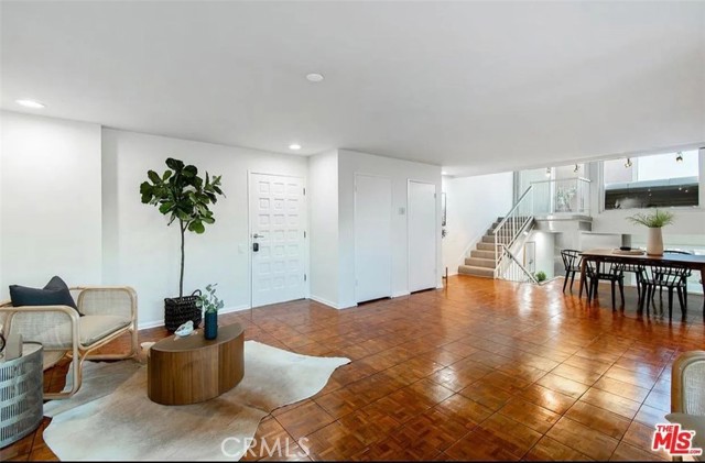 Detail Gallery Image 5 of 46 For 6400 Pacific #311,  Playa Del Rey,  CA 90293 - 2 Beds | 2 Baths