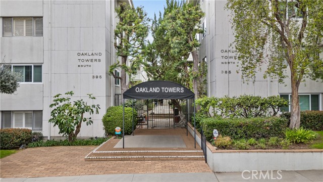 Detail Gallery Image 1 of 48 For 385 S Oakland Ave #305,  Pasadena,  CA 91101 - 3 Beds | 2 Baths