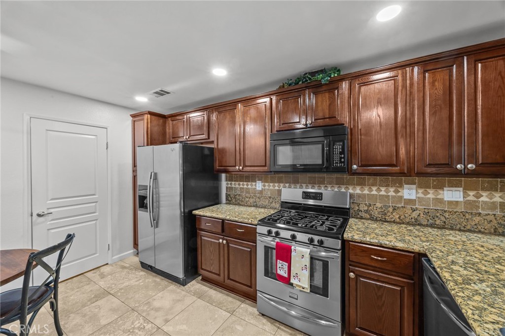 MLS #IV25265191 image #16