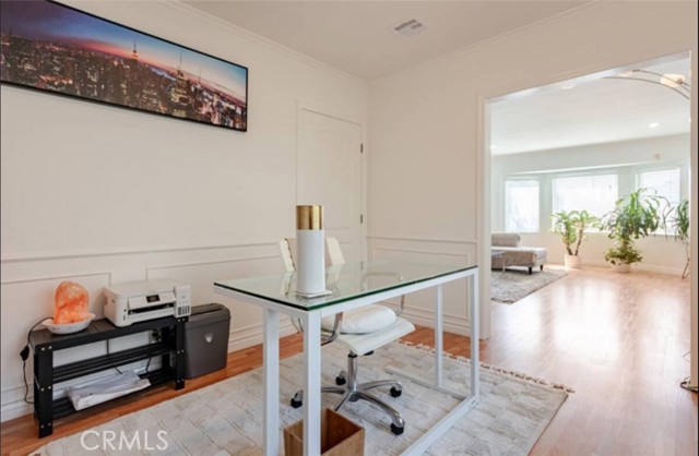 Detail Gallery Image 6 of 28 For 6220 Morella Ave, North Hollywood,  CA 91606 - 3 Beds | 2 Baths
