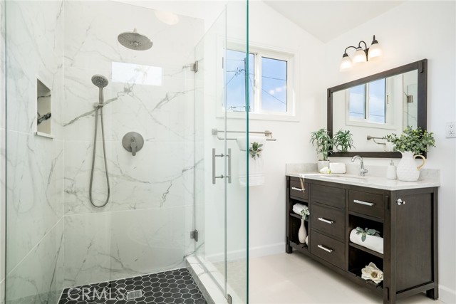 Detail Gallery Image 28 of 61 For 118 Adams Ave, Huntington Beach,  CA 92648 - 3 Beds | 2 Baths