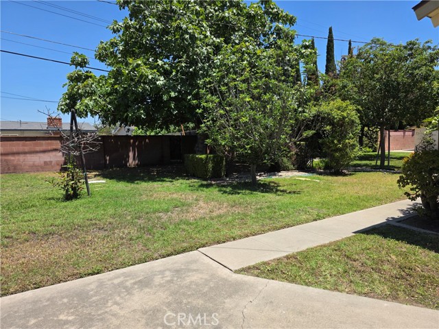 900 S Calico Circle, Anaheim CA: https://media.crmls.org/medias/db402526-060d-425a-b8fb-693896a395c0.jpg