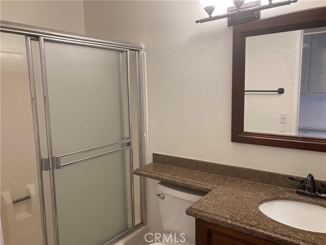 Image 17 of 21 For 2027 Stonewood Ct