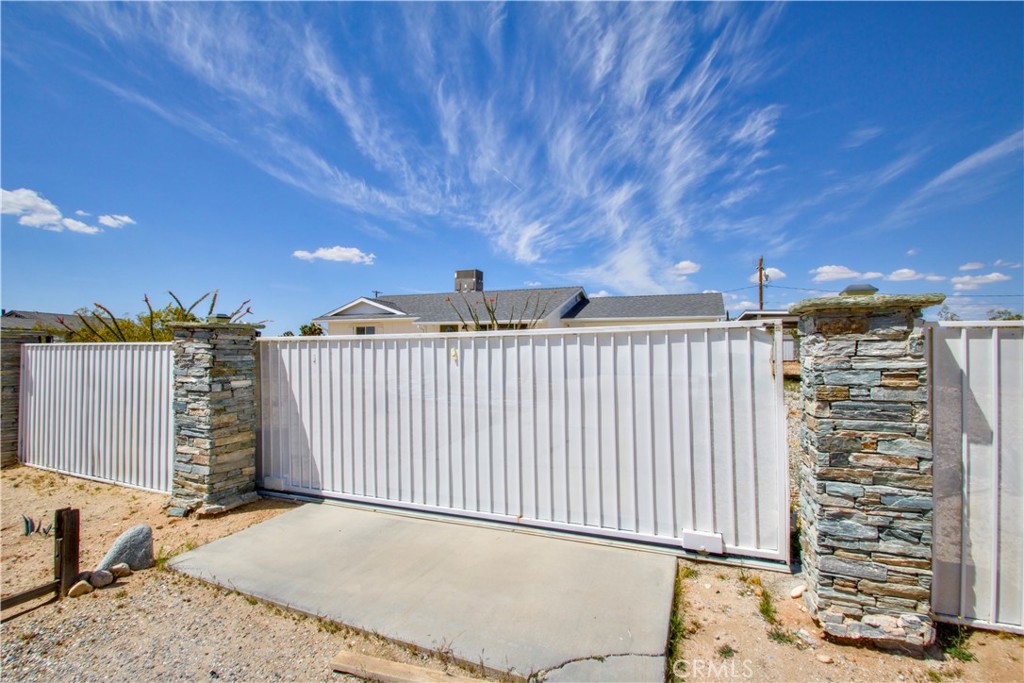 MLS #OC25244035 image #35