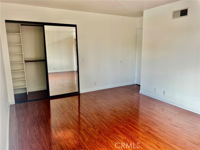 Detail Gallery Image 22 of 40 For 19451 Sherman Way #501,  Reseda,  CA 91335 - 3 Beds | 2/1 Baths