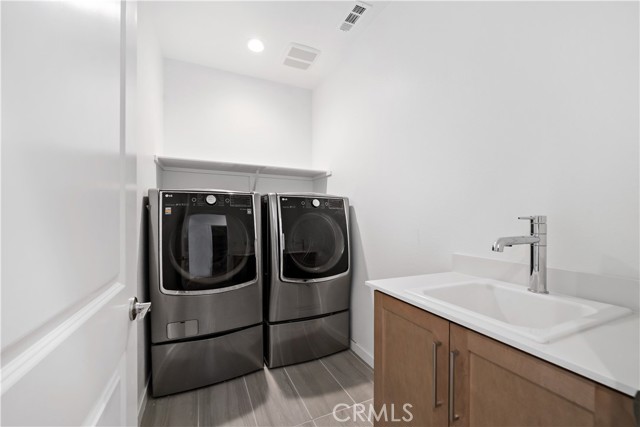 Detail Gallery Image 43 of 71 For 32314 Penstemon Way, Temecula,  CA 92591 - 5 Beds | 4 Baths